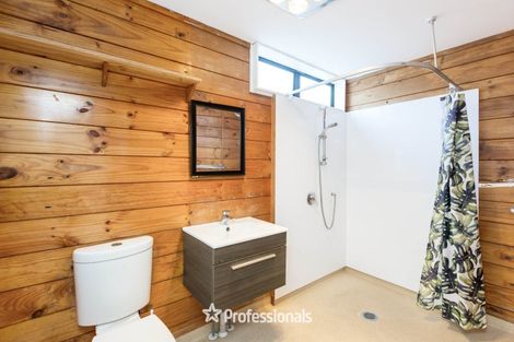 Photo of property in 6 Edmund Lomas Grove, Birchville, Upper Hutt, 5018