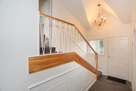 Photo of property in 2 Churchill Avenue, Hokowhitu, Palmerston North, 4410