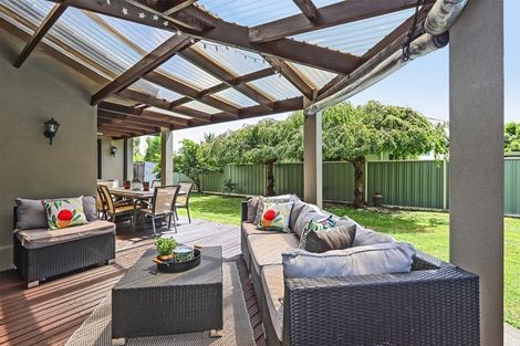 Photo of property in 24 Chelsea Drive, Taradale, Napier, 4112