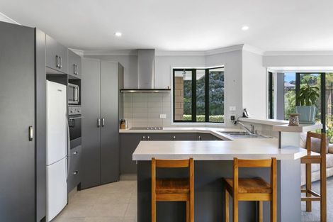 Photo of property in 18 Loch Views Road, Acacia Bay, Taupo, 3385