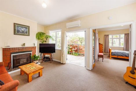 Photo of property in 55 Savage Crescent, West End, Palmerston North, 4412