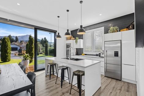 Photo of property in 1 Tennyson Close, Hanmer Springs, 7334