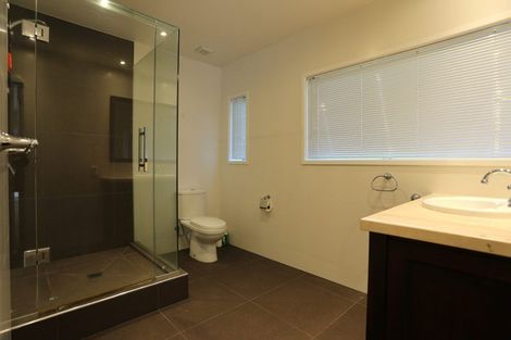 Photo of property in 77 Cliff Road, Torbay, Auckland, 0630