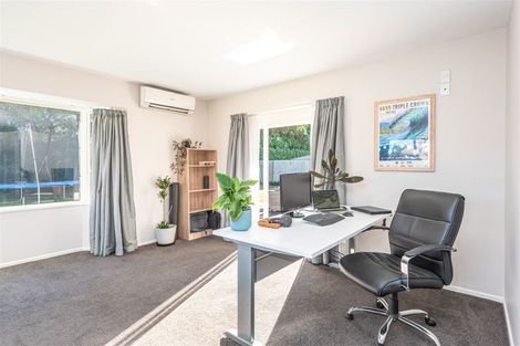 Photo of property in 5 Ti Rakau Drive, Woolston, Christchurch, 8023