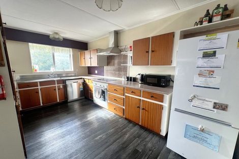 Photo of property in 24 Guy Street, Dannevirke, 4930