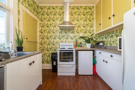 Photo of property in 65 Gladstone Road, Dalmore, Dunedin, 9010