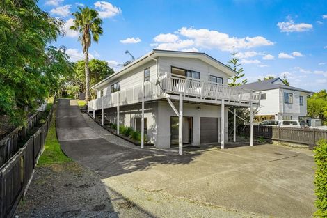 Photo of property in 239 Vipond Road, Stanmore Bay, Whangaparaoa, 0932