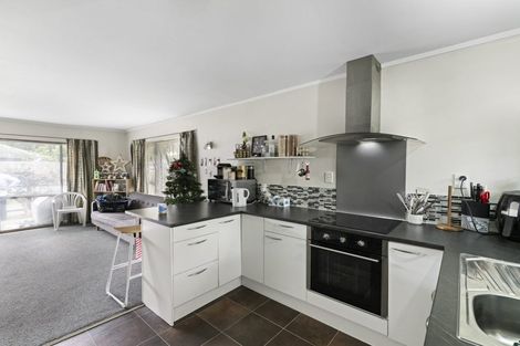 Photo of property in 1/515 Weymouth Road, Weymouth, Auckland, 2103