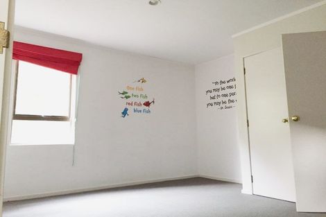 Photo of property in 48 Whitby Crescent, Mairangi Bay, Auckland, 0630