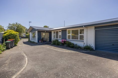 Photo of property in 4 Eastling Street, Bishopdale, Christchurch, 8053