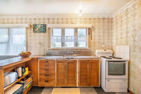 Photo of property in 39 Beaumaris Crescent, Ascot Park, Porirua, 5024