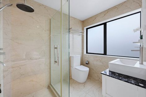 Photo of property in 45a Bradbury Road, Botany Downs, Auckland, 2010