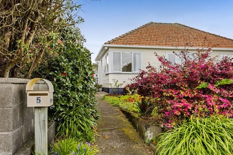 Photo of property in 5 Raleigh Street, Vogeltown, New Plymouth, 4310