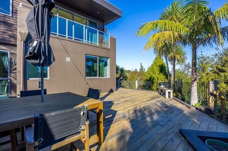 Photo of property in 106 Hillcrest Road, Hatfields Beach, Orewa, 0931