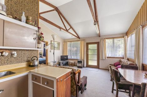 Photo of property in 16 Arthur Crescent, Waikawa, Picton, 7220