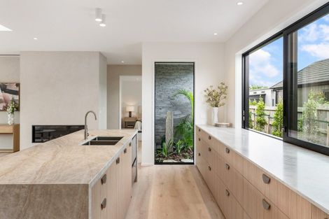 Photo of property in 21 William Gilbert Drive, Mangawhai, 0505