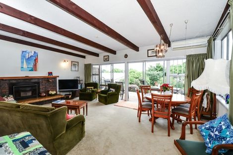 Photo of property in 100 Forest Lake Road, Forest Lake, Hamilton, 3200