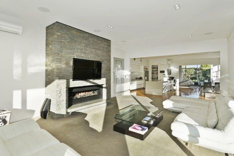 Photo of property in 8 Royds Street, Fendalton, Christchurch, 8014