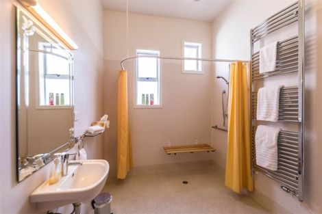 Photo of property in 37 Harewood Road, Papanui, Christchurch, 8053