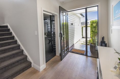 Photo of property in 63a Aramoana Avenue, Devonport, Auckland, 0624