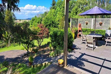 Photo of property in 92a Forest Lakes Road, Otaki, 5583