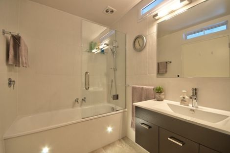 Photo of property in Butel Park, 119 Essex Avenue, Arrowtown, 9302