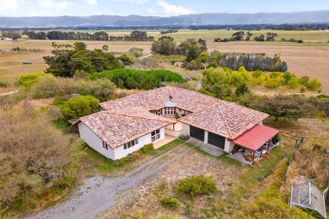 Photo of property in 105 Te Maire Road, Kahutara, Featherston, 5771