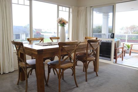 Photo of property in 6a Sunbrae Grove, Mount Maunganui, 3116