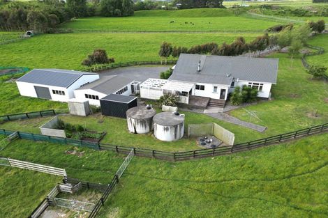 Photo of property in 125 Hickford Road, Foxton, 4893