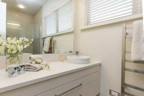 Photo of property in 64 Ihaka Street, Hokowhitu, Palmerston North, 4410