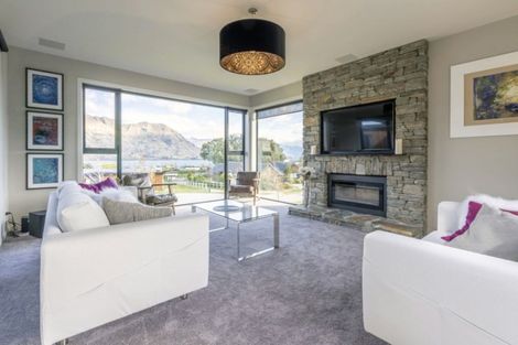 Photo of property in 3 Westview Road, Wanaka, 9305