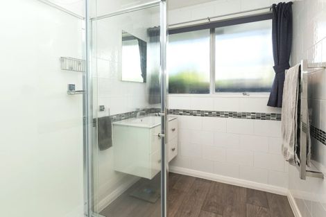 Photo of property in 1/290 Avonhead Road, Avonhead, Christchurch, 8042