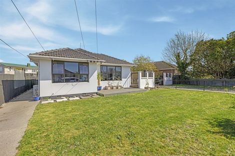 Photo of property in 33 Bournemouth Crescent, Aranui, Christchurch, 8061
