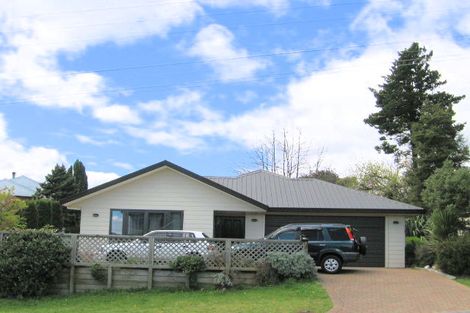 Photo of property in 2/56 Tamatea Road, Taupo, 3330
