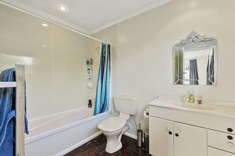 Photo of property in 60 Hounslow Street, Ilam, Christchurch, 8041