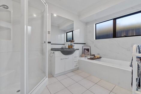 Photo of property in 4 Inagh Close, Dannemora, Auckland, 2016