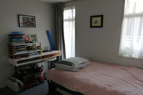 Photo of property in Shoal Haven Apartments, 203c/130 Anzac Street, Takapuna, Auckland, 0622