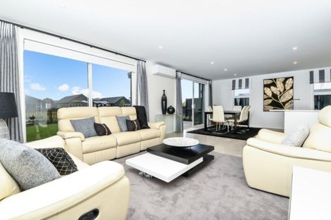 Photo of property in 7 Lavinias Way, Chartwell, Hamilton, 3210