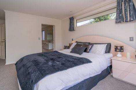 Photo of property in 54 Westpark Drive, Burnside, Christchurch, 8053