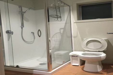 Photo of property in 1/39 Simon Ellice Drive, Bayview, Auckland, 0629