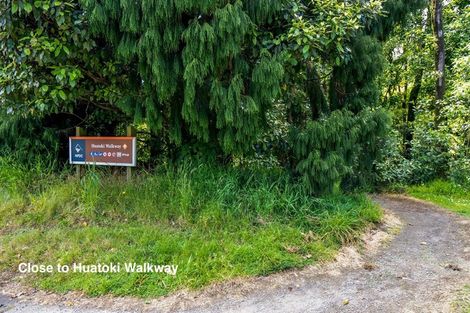 Photo of property in 9 Brois Street, Frankleigh Park, New Plymouth, 4310