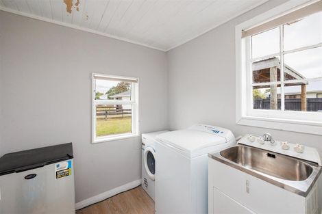 Photo of property in 10 Rira Street, Marton, 4710