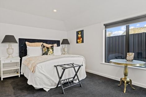 Photo of property in 20 Pukenamu Road, Rainbow Point, Taupo, 3330