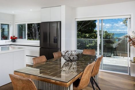 Photo of property in 4/92 Churchill Road, Murrays Bay, Auckland, 0630