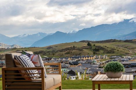 Photo of property in 125 Spur Ridge Rise, Jacks Point, 9371