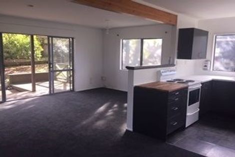 Photo of property in 1/22 Valecrest Place, Bayview, Auckland, 0629