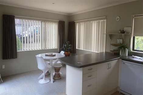 Photo of property in 30 Harry Shaw Way, Raumati South, Paraparaumu, 5032