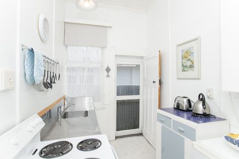 Photo of property in 6 Iranui Road, Inner Kaiti, Gisborne, 4010