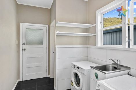 Photo of property in 60 Petherick Street, Taita, Lower Hutt, 5011
