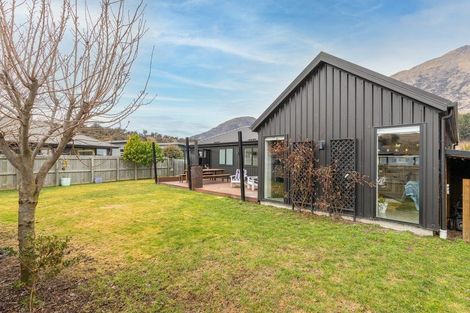 Photo of property in 13 Violet Way, Lower Shotover, Queenstown, 9304